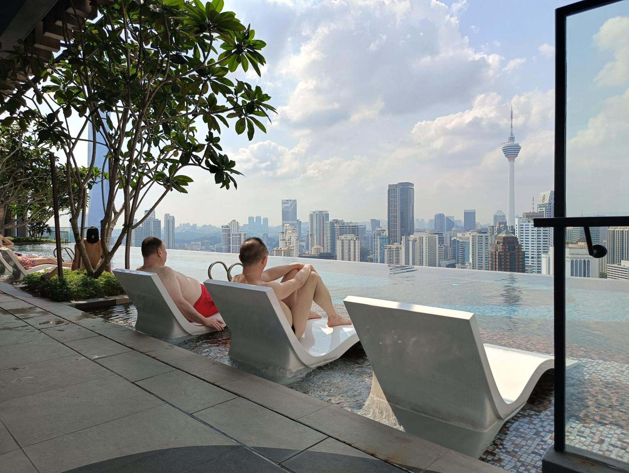 Klcc Suites At Axon Residence 쿠알라룸푸르 외부 사진