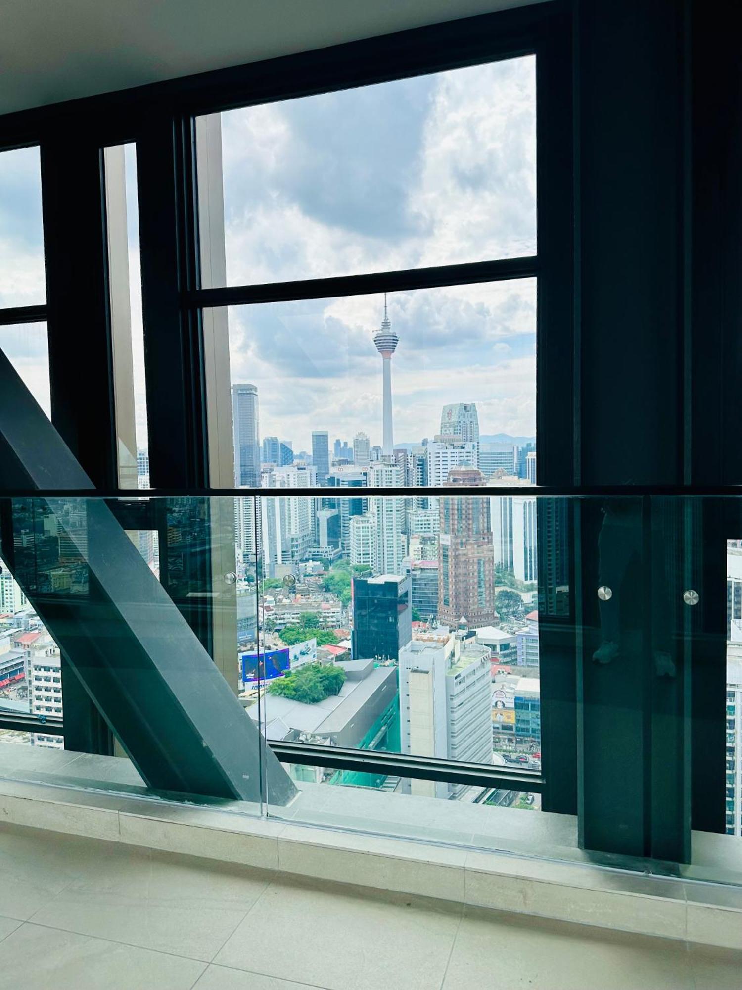 Klcc Suites At Axon Residence 쿠알라룸푸르 외부 사진