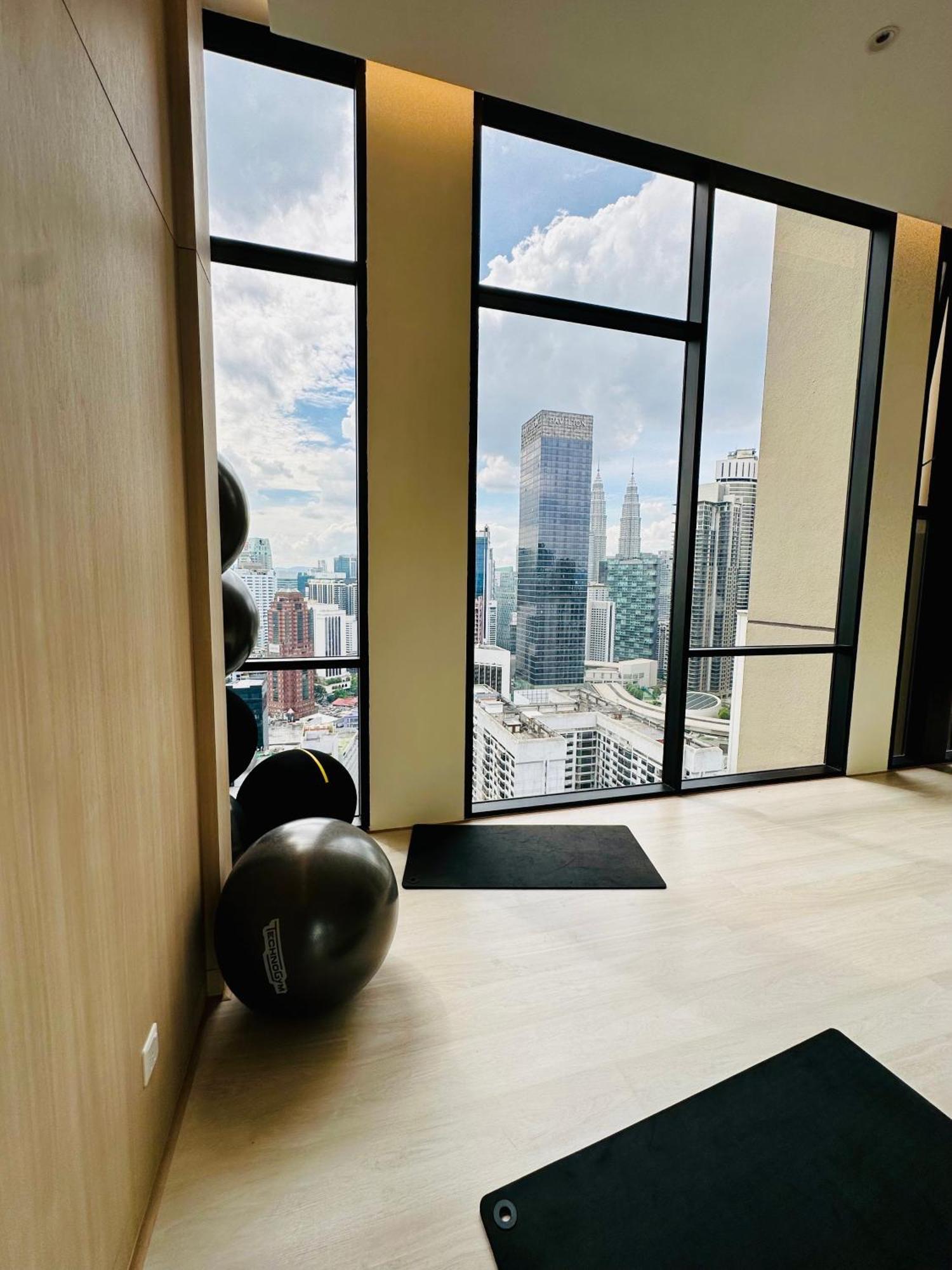 Klcc Suites At Axon Residence 쿠알라룸푸르 외부 사진