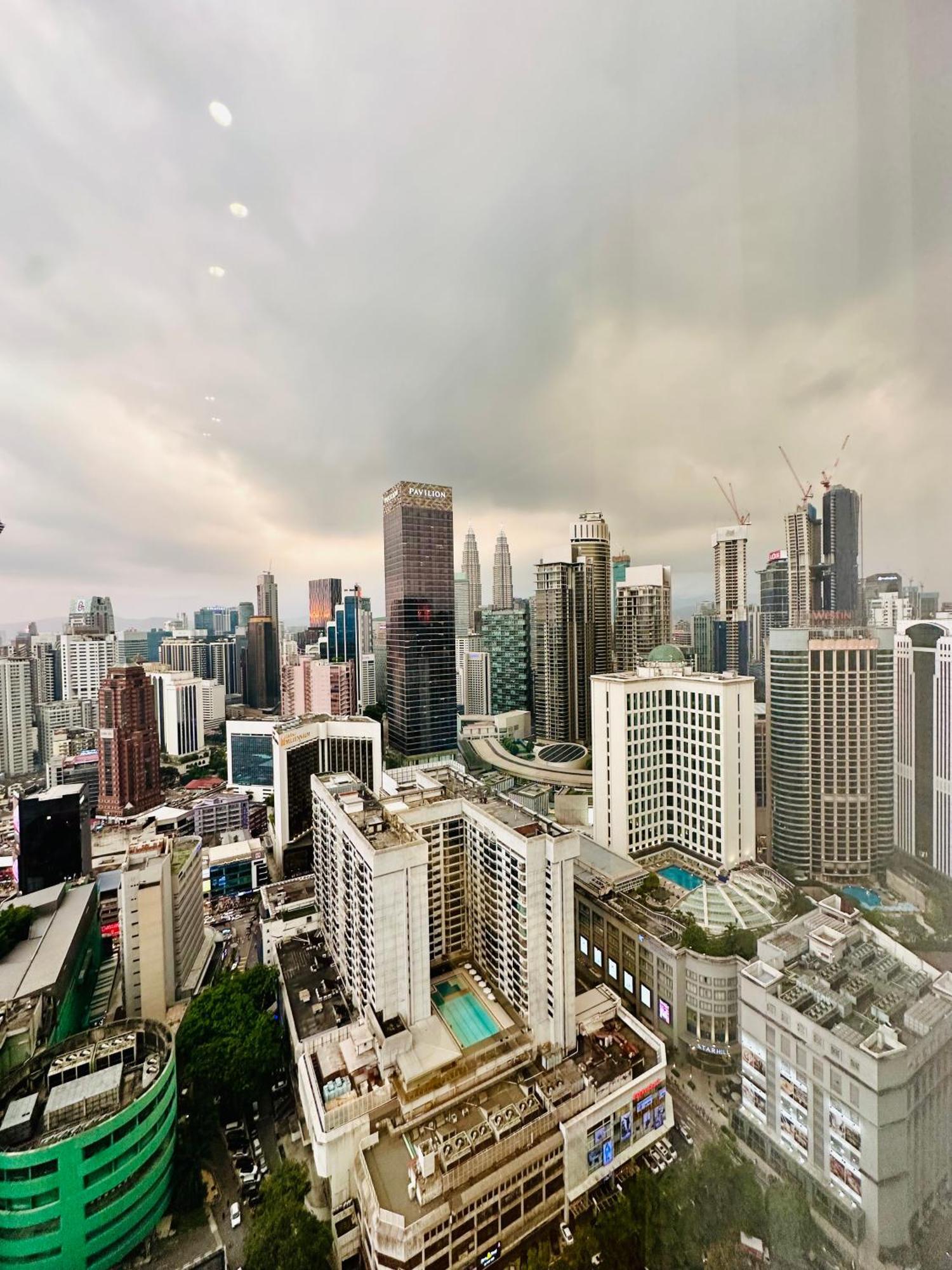 Klcc Suites At Axon Residence 쿠알라룸푸르 외부 사진